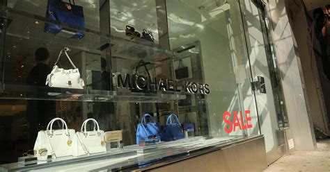 michael kors closing down|Michael Kors Is Closing Up to 125 Stores Worldwide .